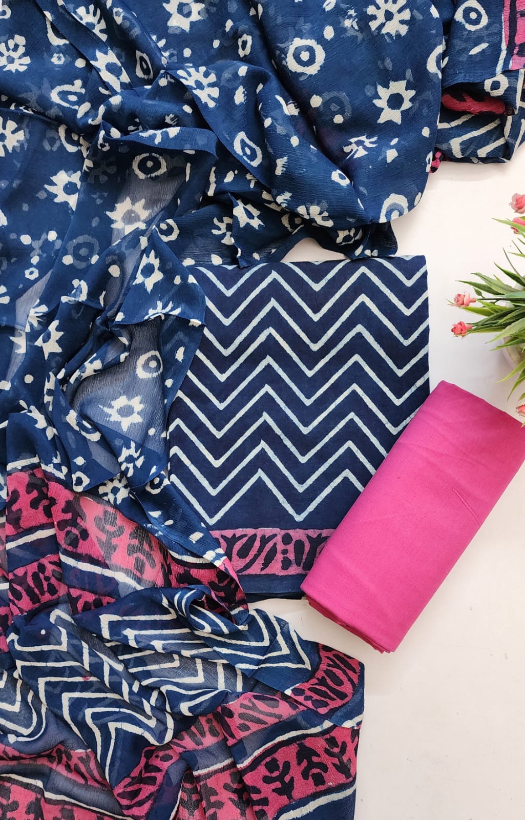 Cotton Dress Material With Chiffon Dupatta