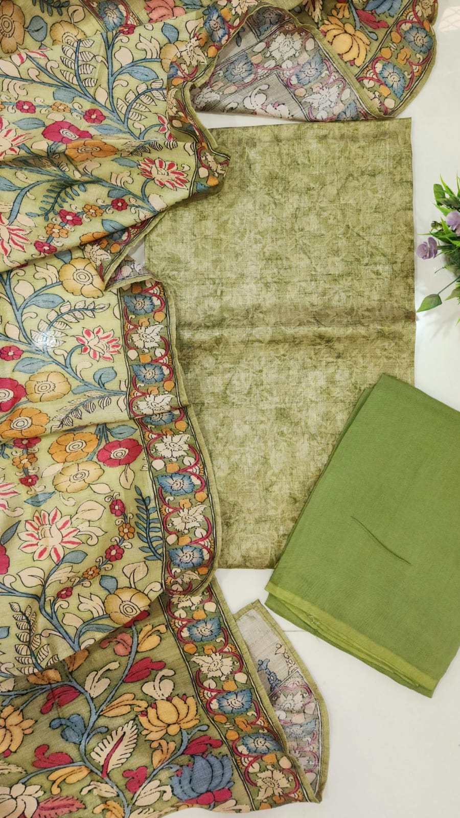 Semi raw silk with kalamkari dupatta