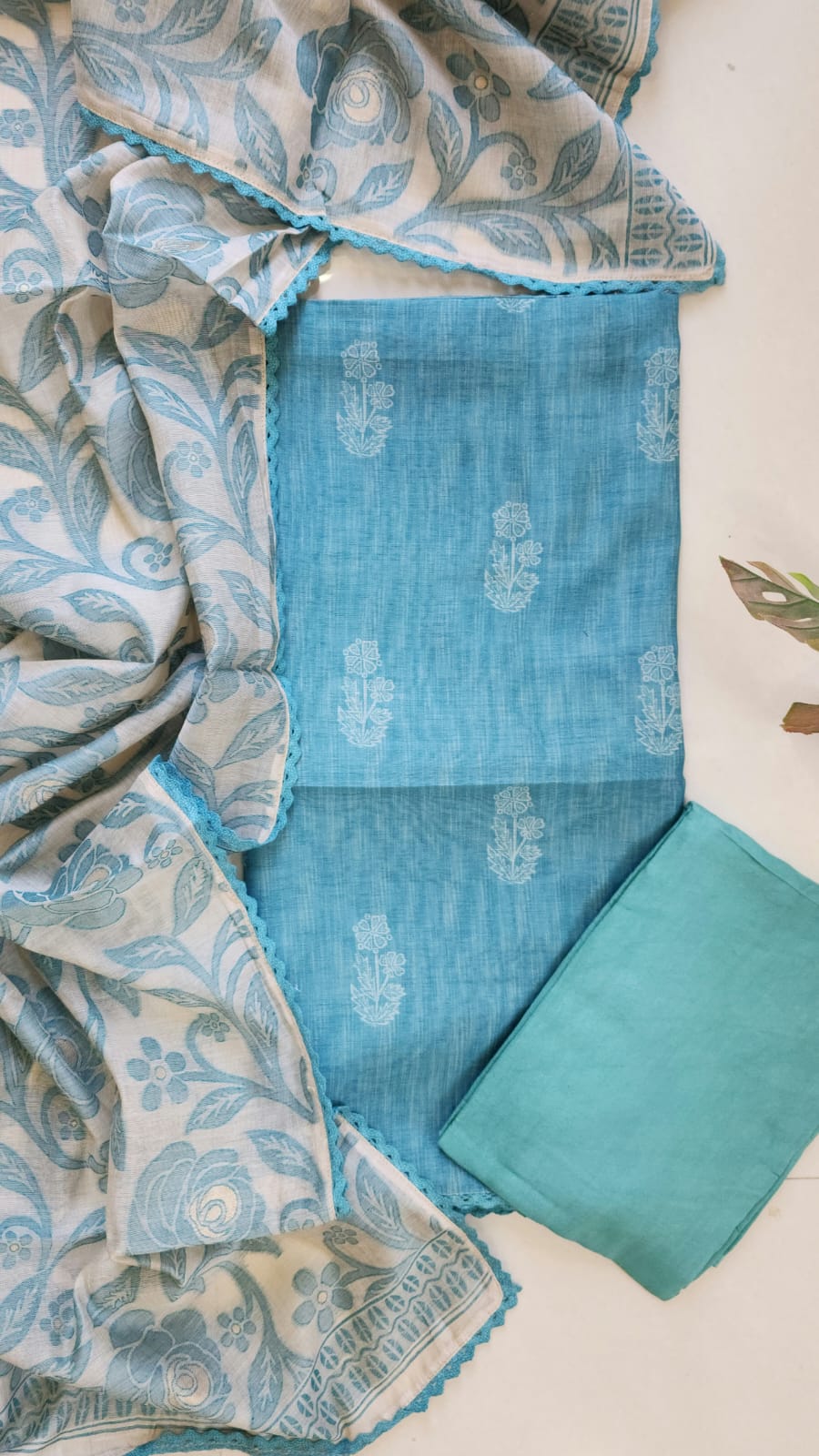 Tissue Chanderi Discharge Printed 3 pcs. Suit