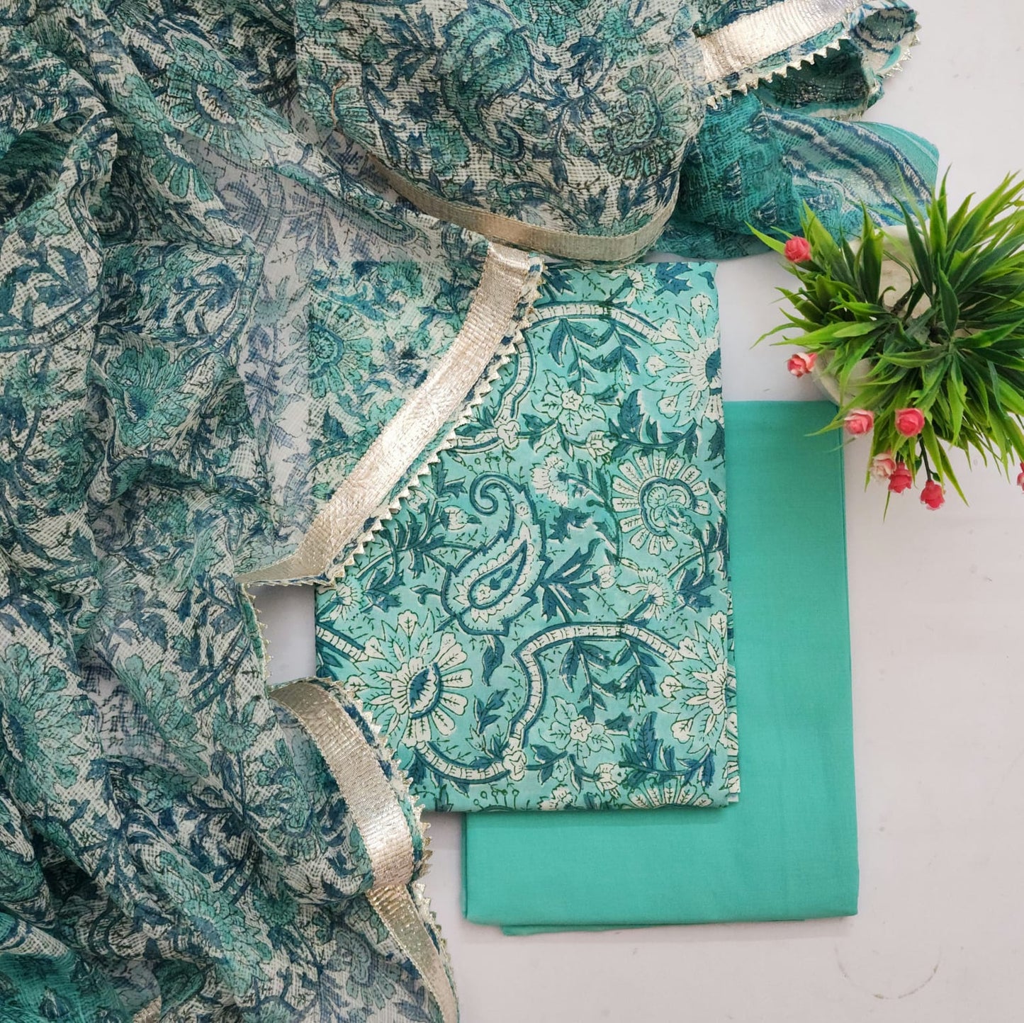 Cotton Handblock With kota doria duppata