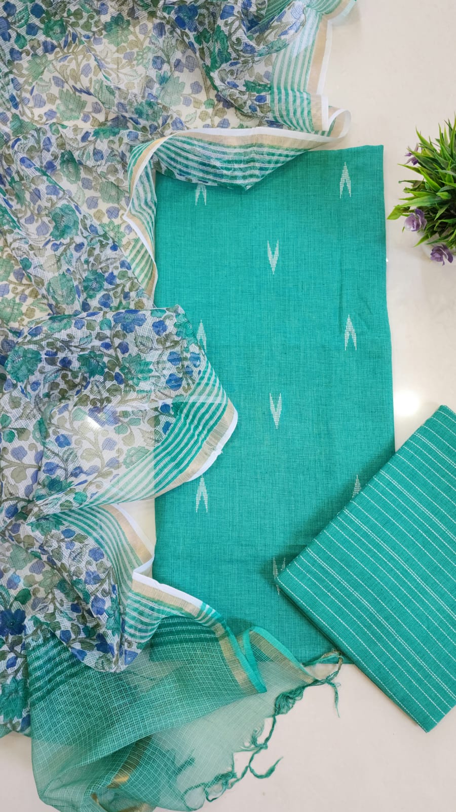 Handloom suit with kota dupatta